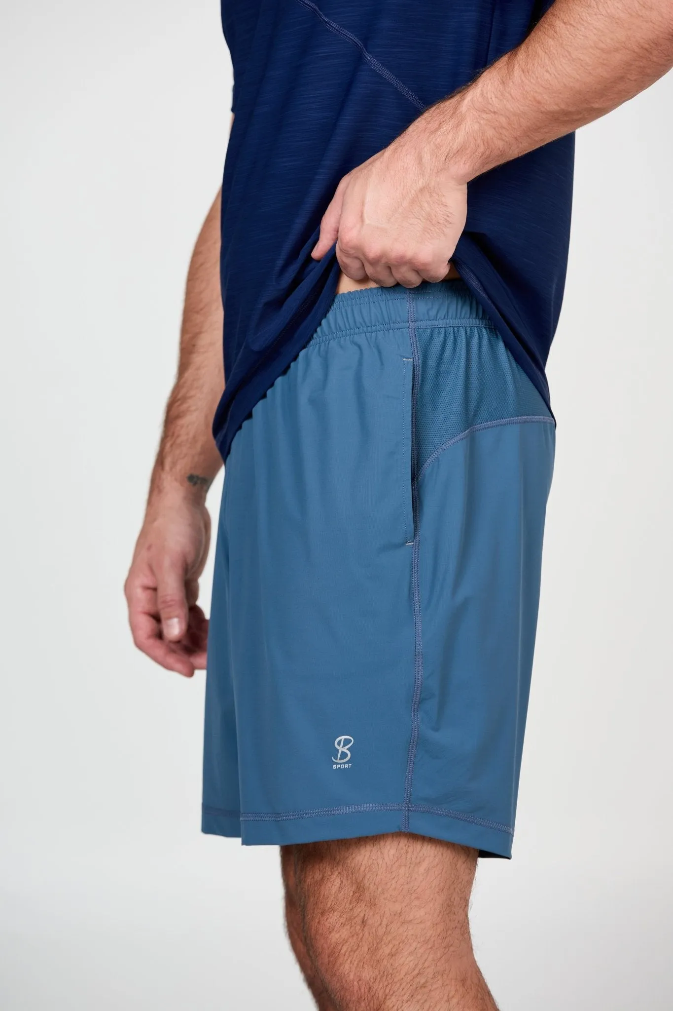 7" Vented Shorts